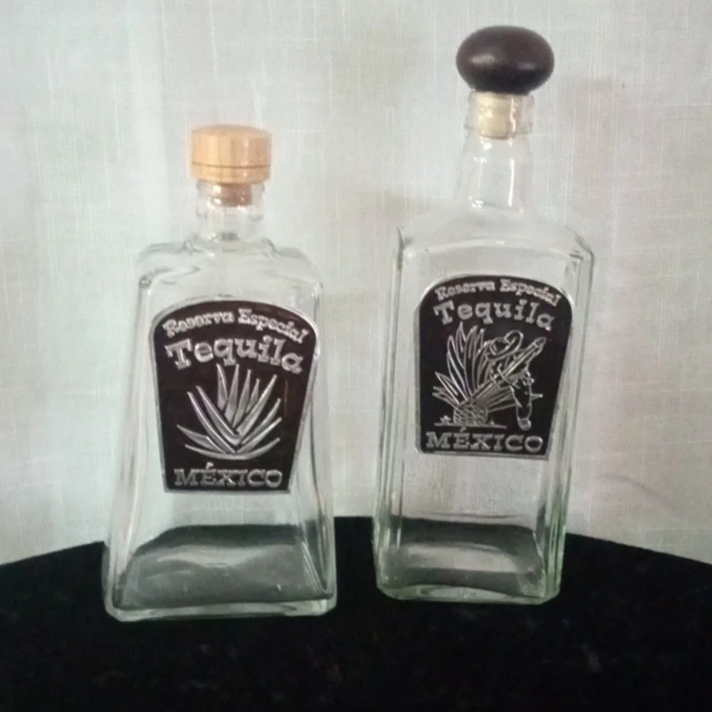 Tequila Bottles ,Bar Accessories with Wooden Stoppers